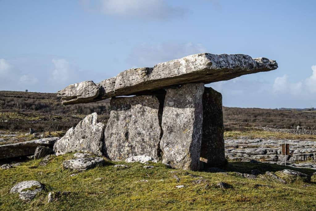Poulnabrone dolmen - roadtrip dublin naar galway