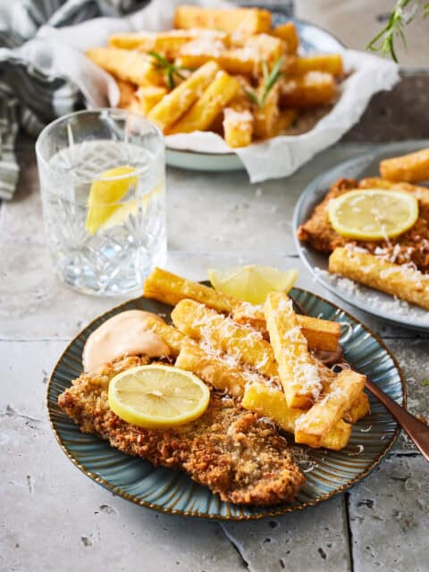 Bir odam xolasini qanday boglab sikibdi